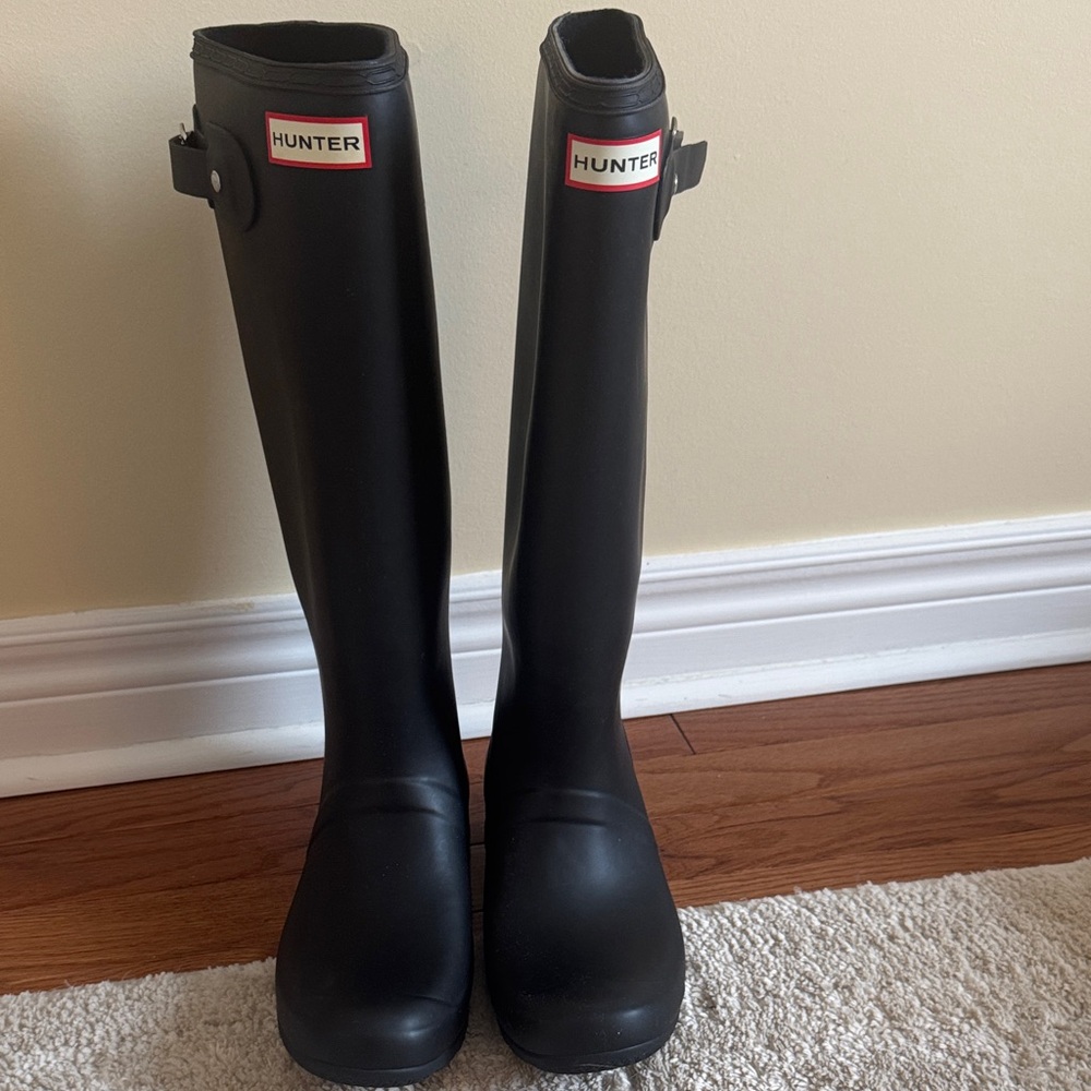 Hunter Black Women's Tall Rain Boots